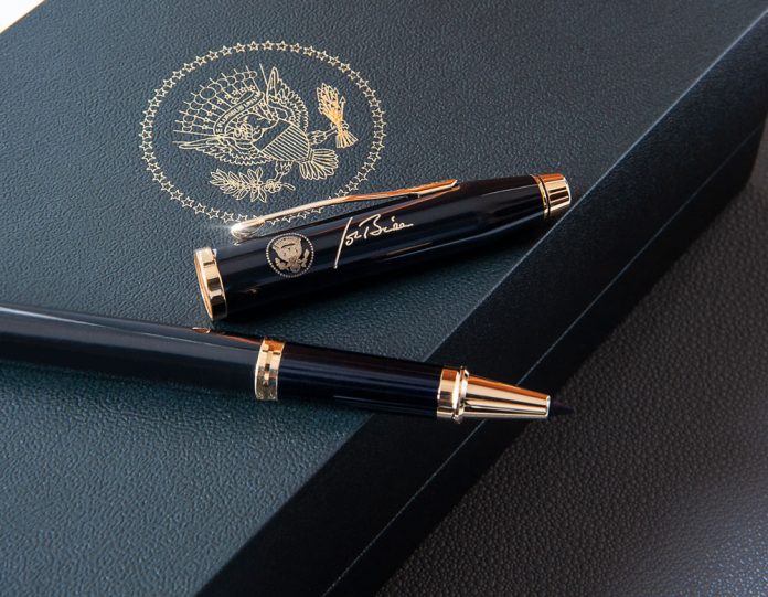 Cross_CenturyIIPres-(004) President Biden Uses Customized Cross Pen