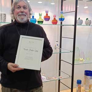 The Pyramid Gallery Award for Excellence Winner - Twists Glass Studio