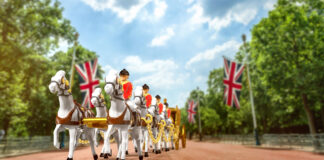 Matchbox crowns its 70th anniversary celebrations and King’s Coronation with new Gold State Coach model