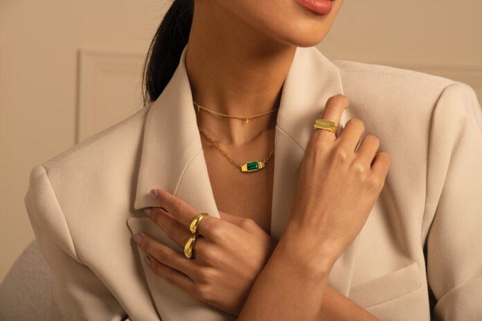 Kate Loxton introduces waterproof jewellery