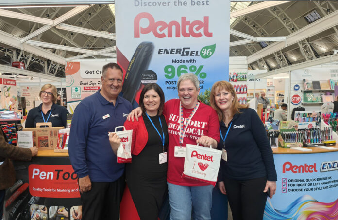 Ambassador Sarah Laker (second right) with fellow indie (second left) Sandra Jarvis of Creative Cove and Pentel’s director of sales UK and ROI Graham Craik and marketing manager Wendy Vickery at last year’s London Stationery Show