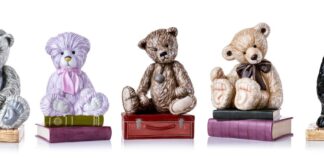 Meet the hug: Charlie Bears go live! Camal